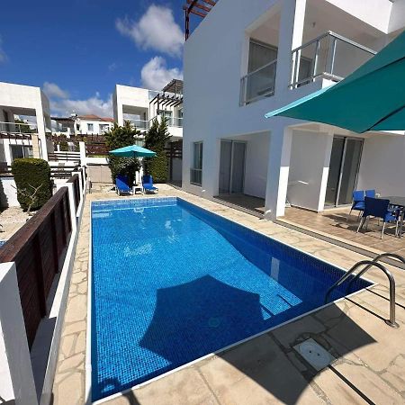 Villa Aqua Sunrise 1Km From Beach With Sea Views 코럴베이 외부 사진